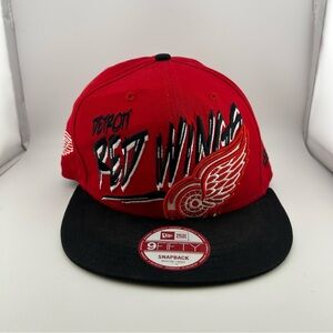 Detroit Red Wings Cap Spell Out Logo New Era 9Fifty Snapback Hockey Baseball Hat